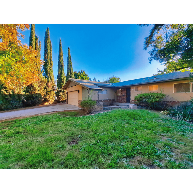 Photo - Beautiful Single-Level Fresno Home | 3 Bed...