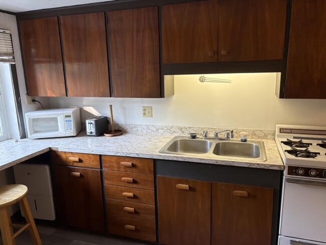 Photo - West Shore Apartments - 398 Unit 398-A