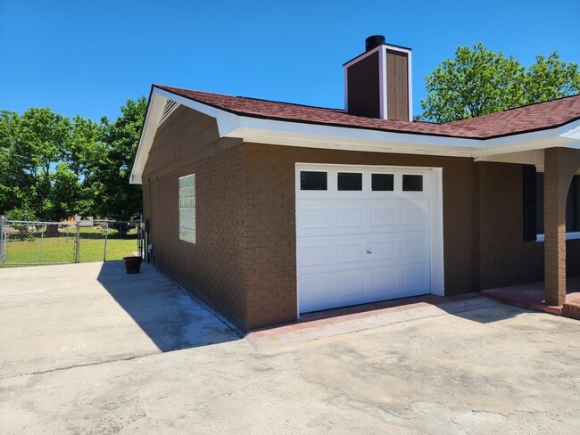 Photo - 2408 Crabtree Ct