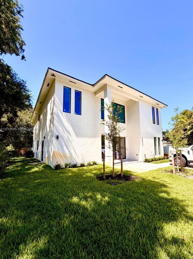 Building Photo - 3371 NW 51st St Unit A&B