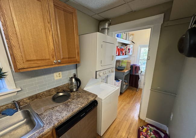 Photo - 735 Somerville Ave Apartments Unit 3