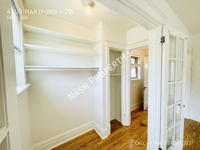 Photo - 4103 Hartford-2W Unidad 2W