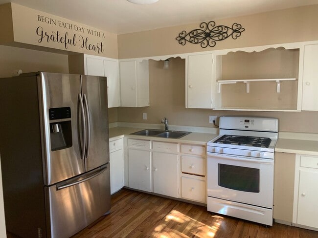 Photo - 102 Hulda Ln Unit 102 1/2 Hulda Lane