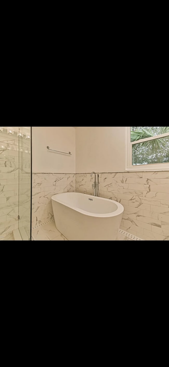 Photo - 511 Jessamine Blvd