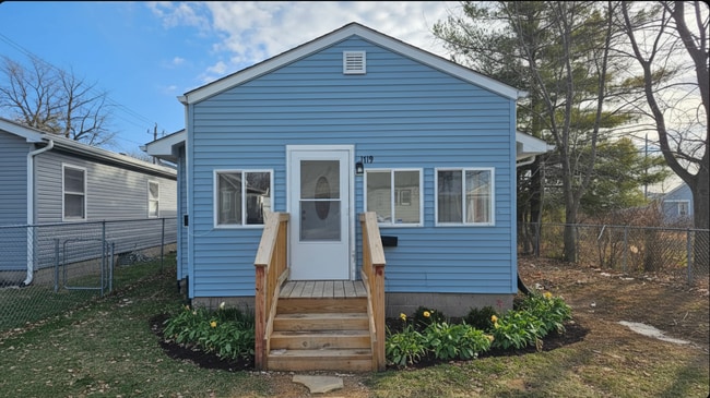 Building Photo - 1719 Dawson St