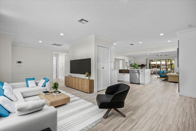 Photo - 12831 Shore Dr