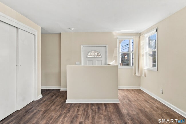 68 1/2 Lexington Ave Unidad 1