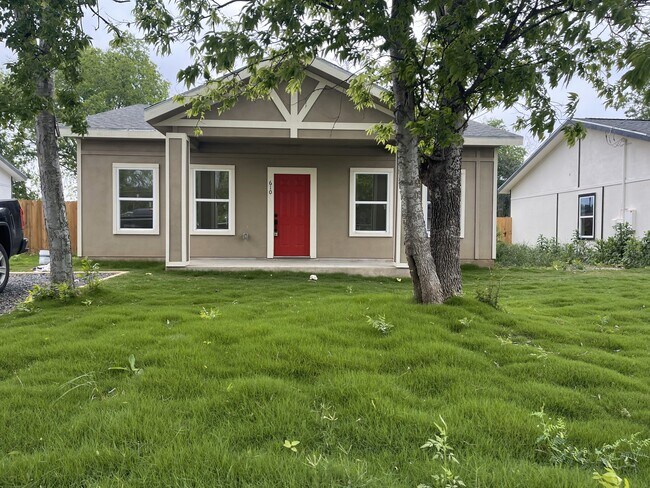 Photo - 610 Pecan Valley Dr
