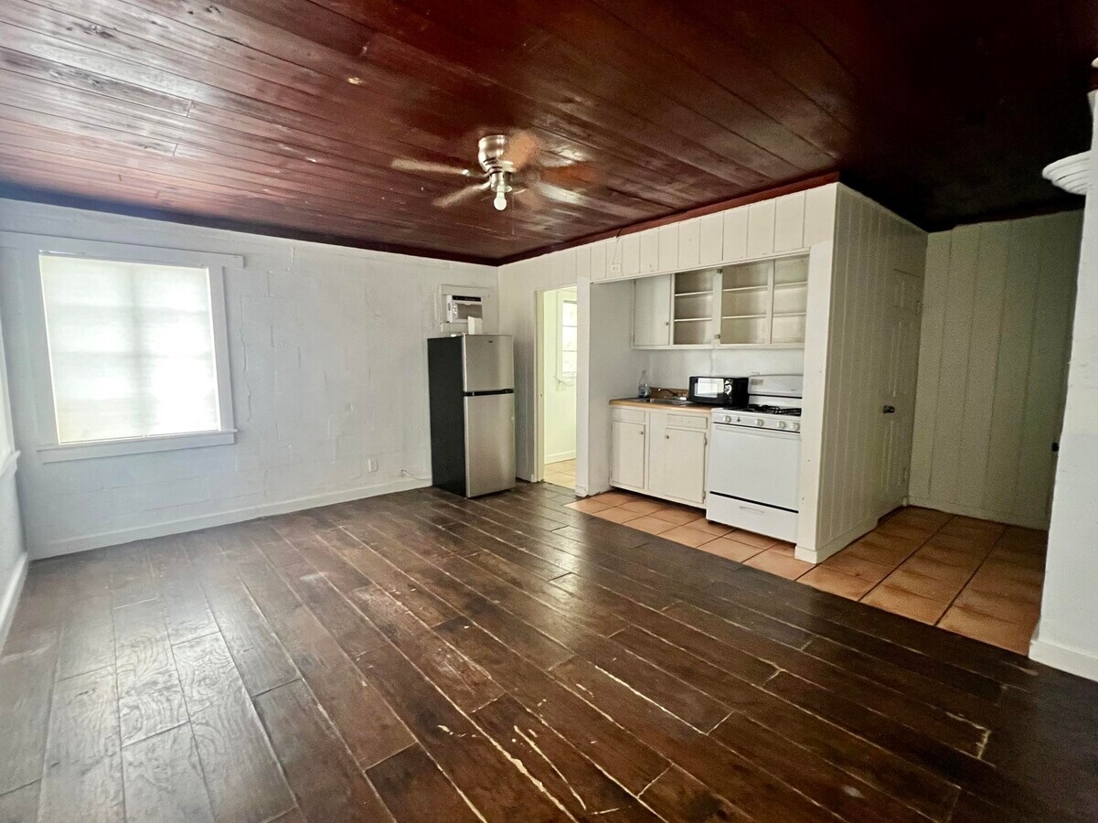 Photo - 3261 S US Hwy 1