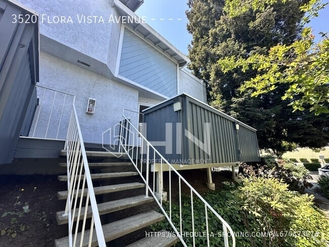 Building Photo - 3520 Flora Vista Ave Rental
