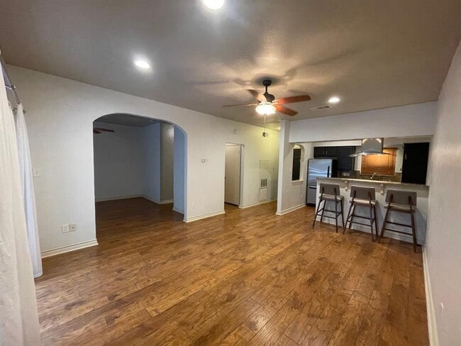 Photo - 1908 San Antonio St Unit 212