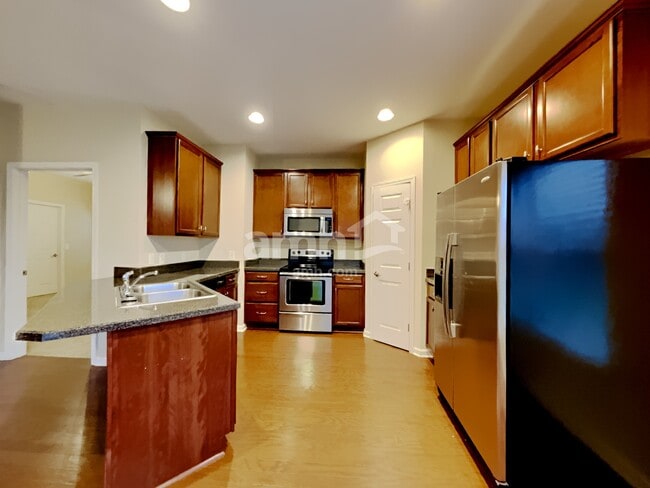 Photo - 308 Dunnwood Loop