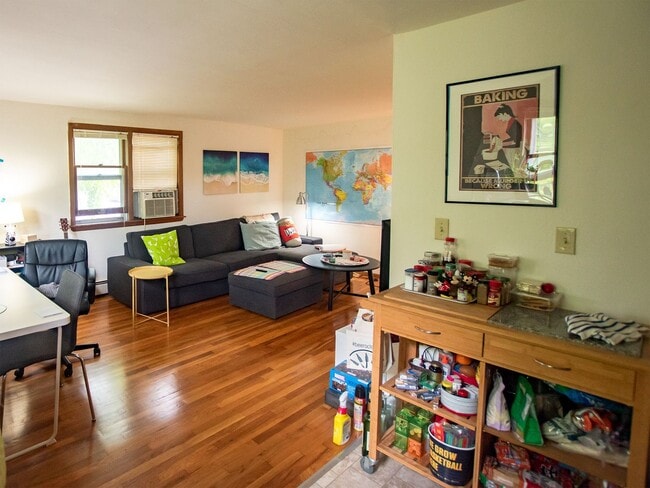 Photo - State Street Apartments