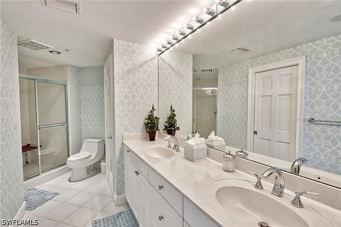 Photo - 60 Seagate Dr Unit 402