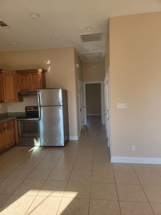 Photo - Single Two bedroom in Burbank Neighborhood