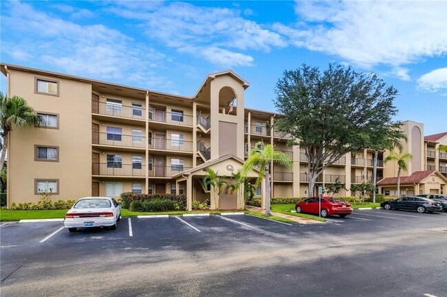 Photo - 1400 SW 124th Terrace Unidad 105Q