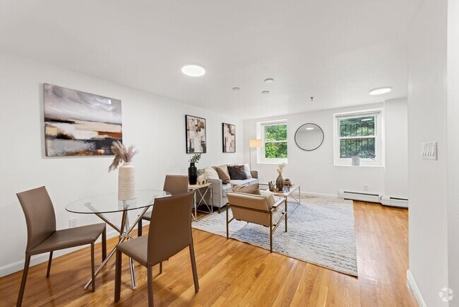 Building Photo - 30-34-34 E Concord St Unit 6 Rental