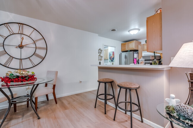 3BR, 2BA - 1,280SF - Dining Room