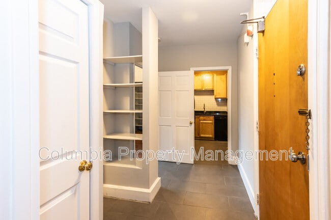 Photo - 3060 16th St NW Unidad Apt 103