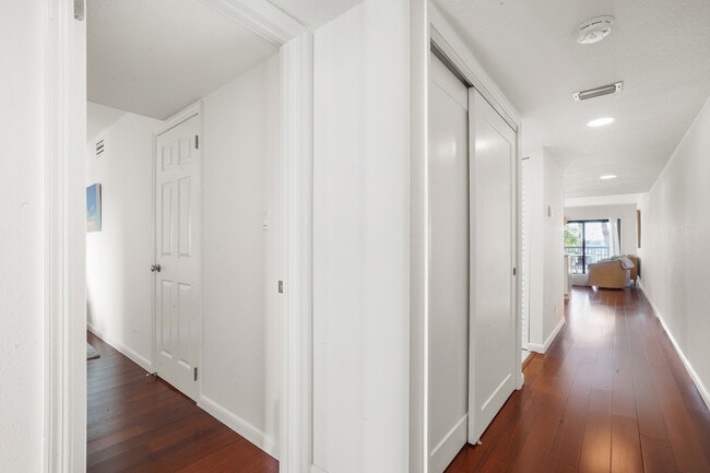 Photo - 3200 Gulf Blvd Unit 107