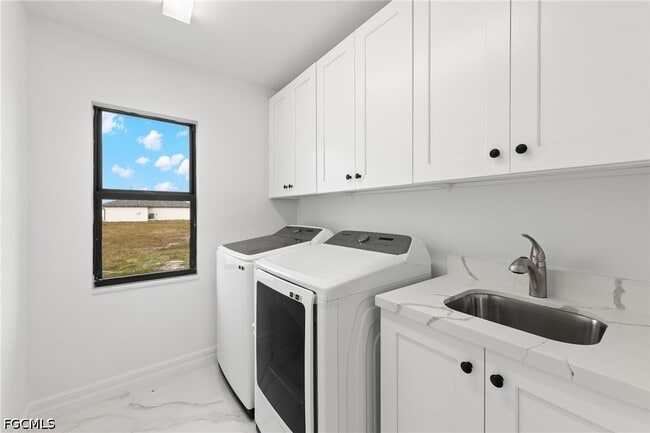 Photo - 2208 Nelson Rd N