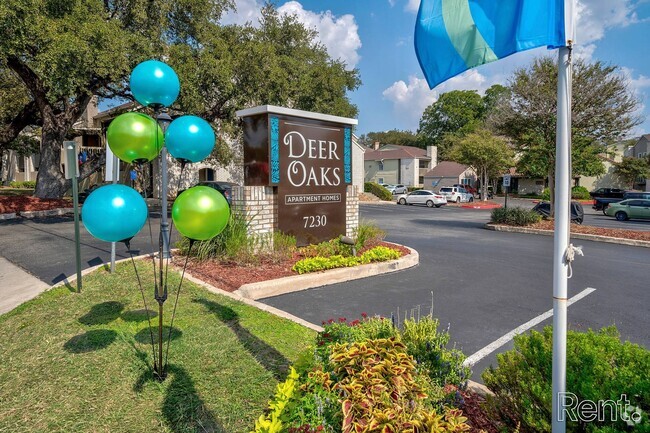 Building Photo - Deer Oaks Apartments