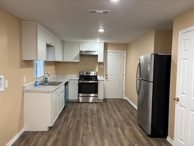 Photo - 2075 FM 2625