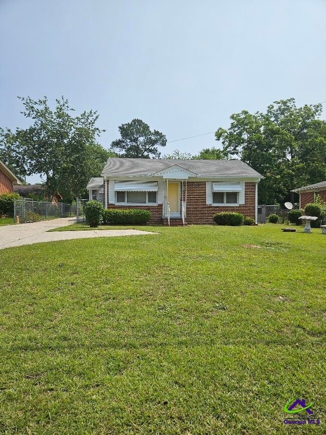 Photo - 2995 Laney Ave House
