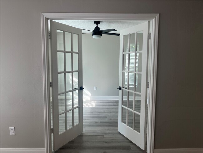 Photo - 5730 Old Lodge Dr