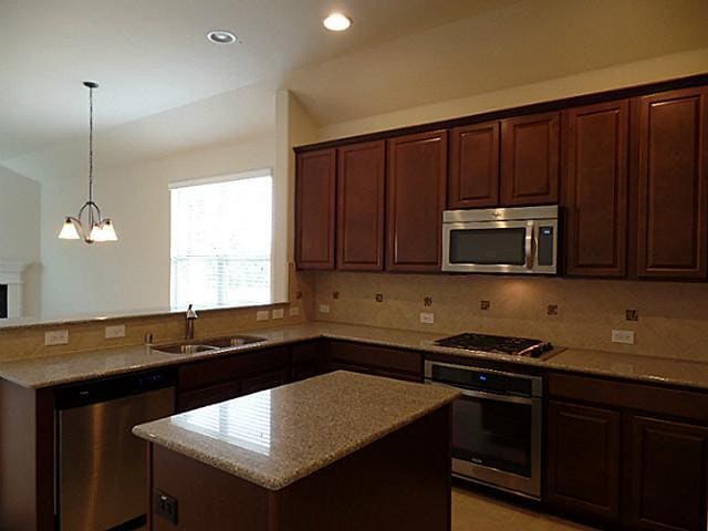 Photo - 1304 Poplar Dr