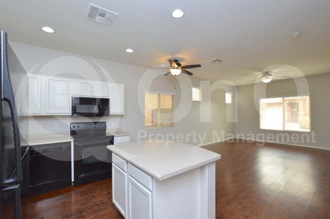 Photo - 326 S Leandro