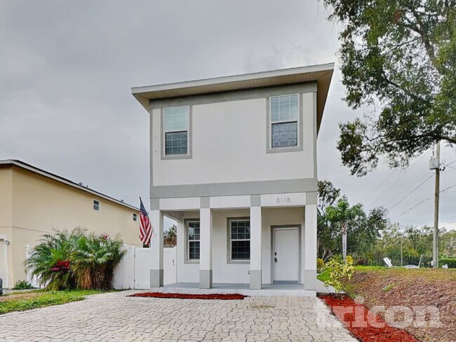 Photo - 8118 N Coolidge Ave