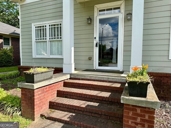 Photo - 1594 Hardin Ave