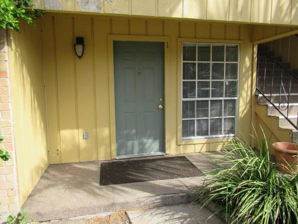 Building Photo - 415 E Upas Ave Unit 1