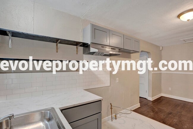 Photo - 4089 Tutwiler Ave