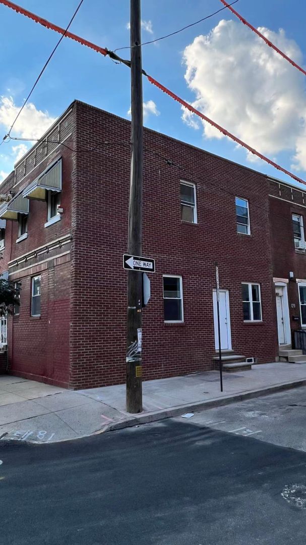 Photo - 1815 Tasker St Unit 2F