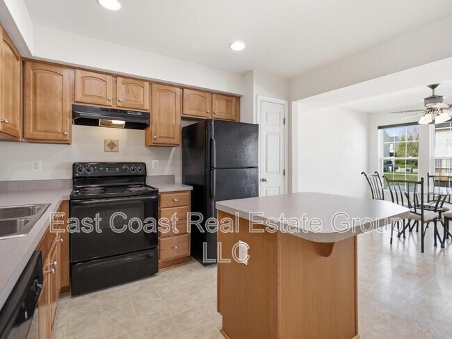 Photo - 1247 Mare St