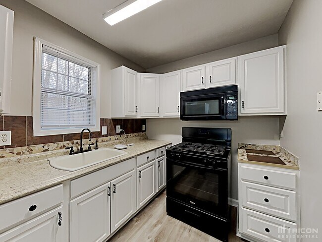 Photo - 476 Hale Haven Dr Casa