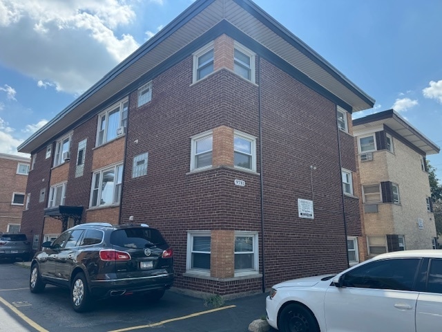 Building Photo - 9781 Ivanhoe Ave Unit 3 Rental