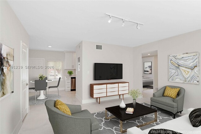 930 SW 24th Ct Unidad A