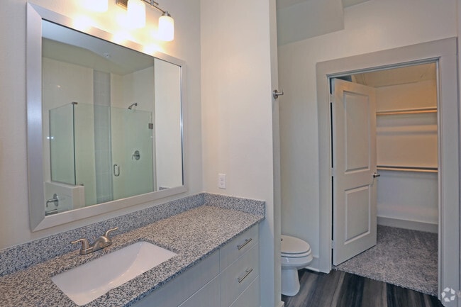 1Bd/1Bath/Terrace