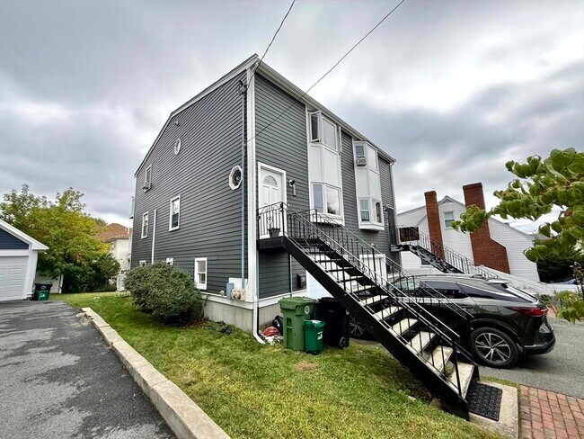 Building Photo - 43 Edenfield Ave Rental