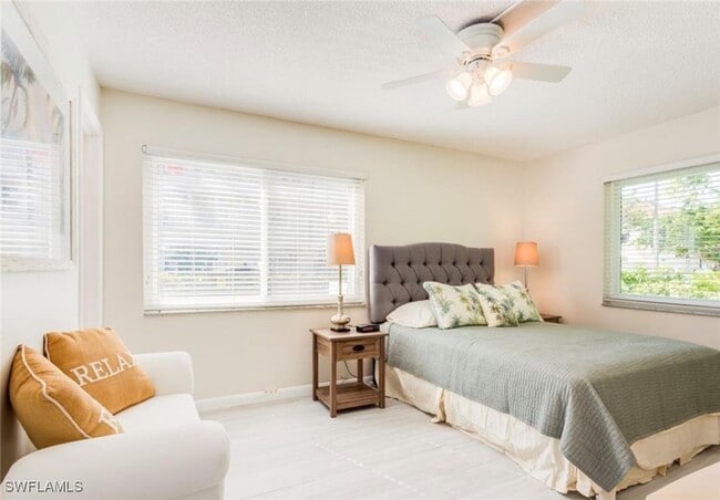 Photo - 372 4th Ave S Unit 372