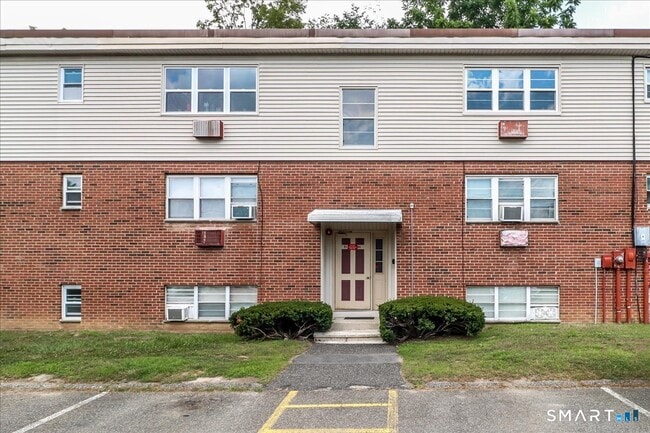 Building Photo - 96 Belair Dr Unit 96