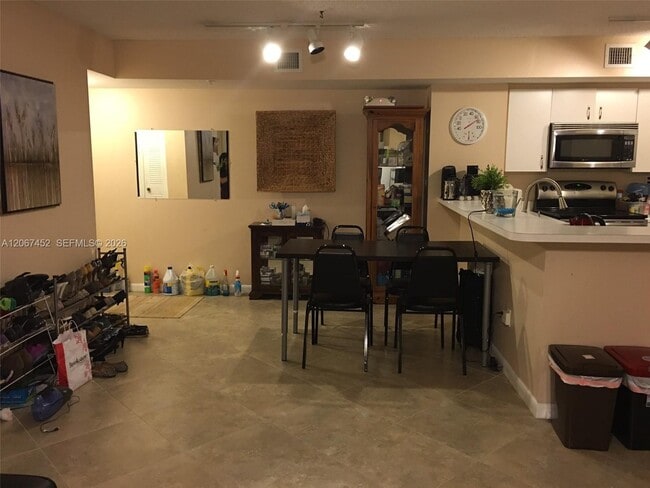 Photo - 2600 S University Dr Unit 221