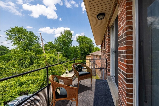 2BD Private Balcony- 850sqft