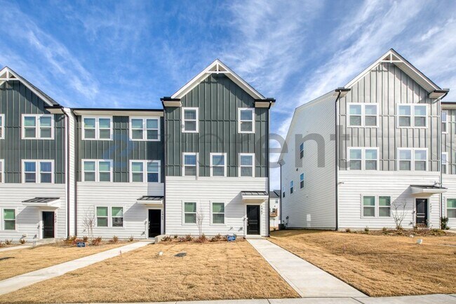 Photo - 1467 Hasse Ave