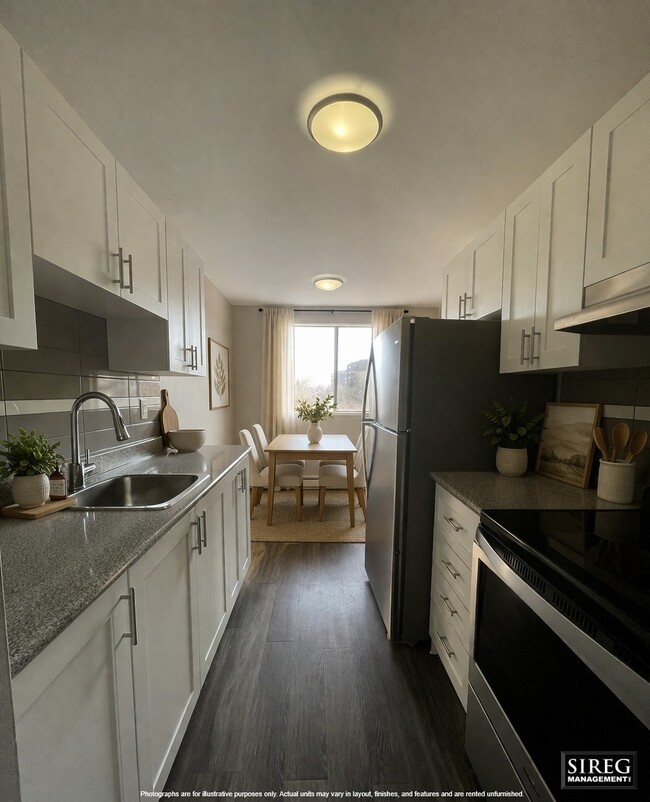 Photo - River Park Towers