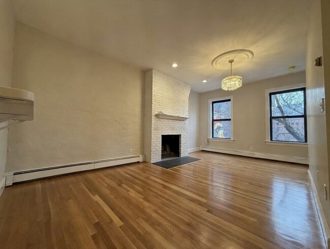 Photo - 11 Worcester St Unit 2