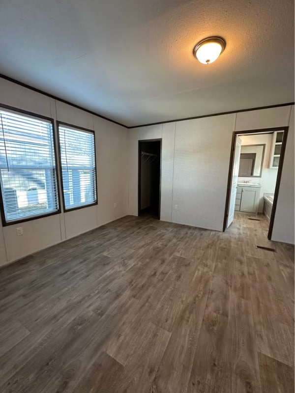 Photo - 10301 SE 29th St